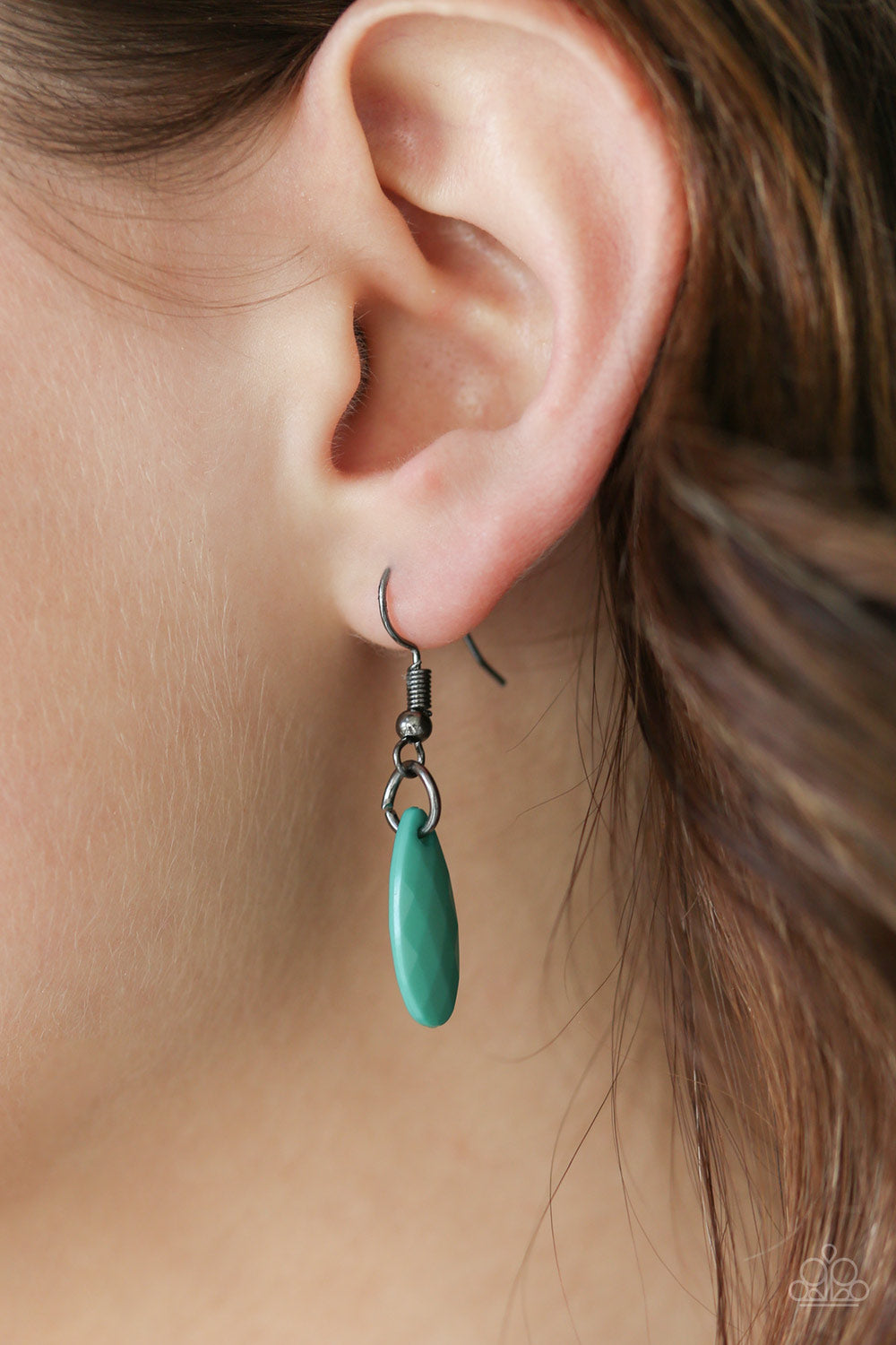 Paparazzi ♥ Jersey Shore - Green ♥ Necklace