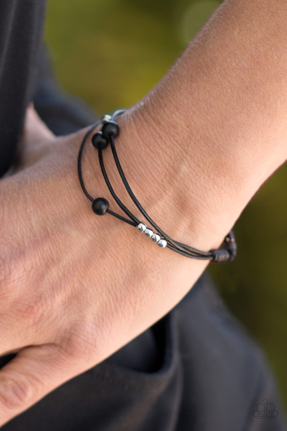 Paparazzi ♥ Mountain Treasure - Black ♥ Bracelet
