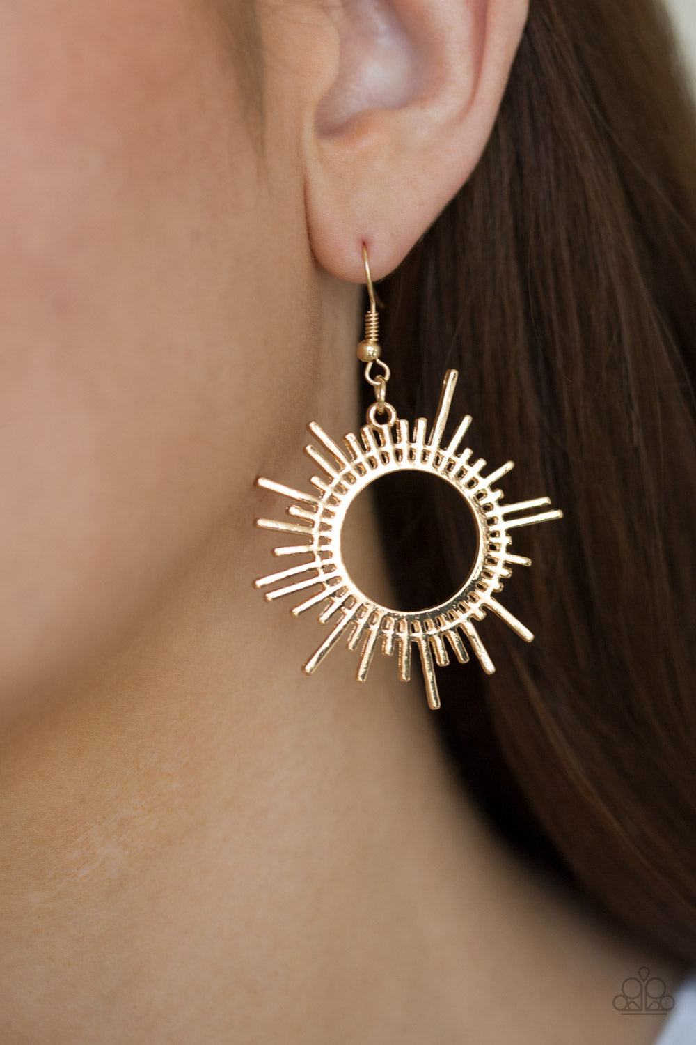 Paparazzi ♥ All Sizzle - Gold ♥ Earrings