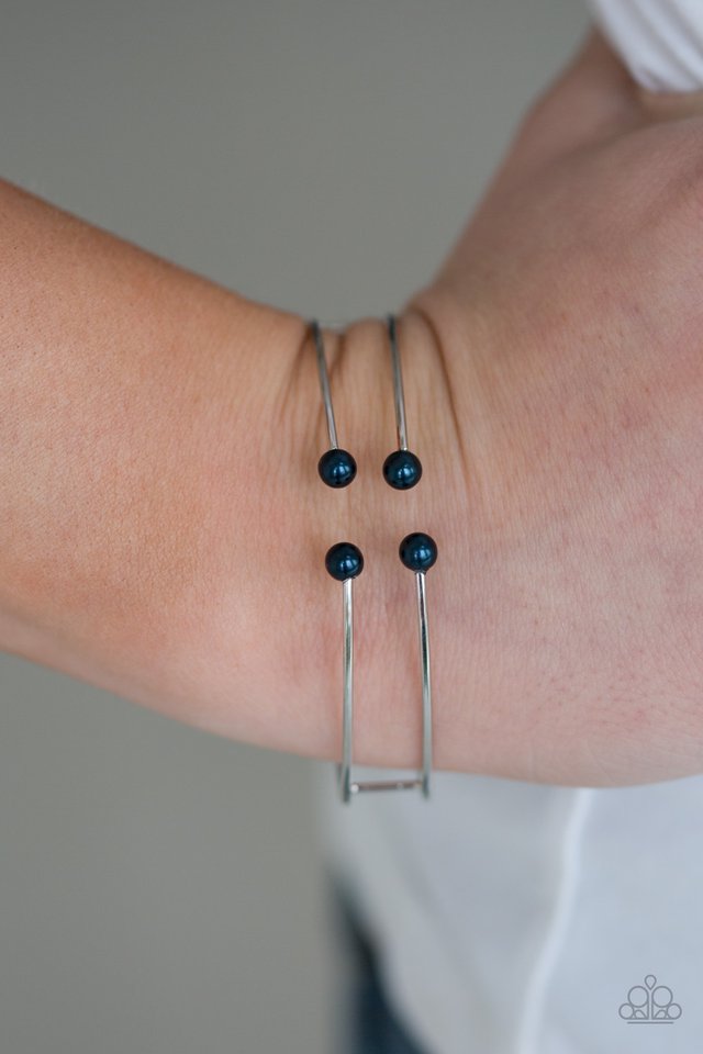 Paparazzi ♥ Delicately Demure - Blue ♥ Bracelet