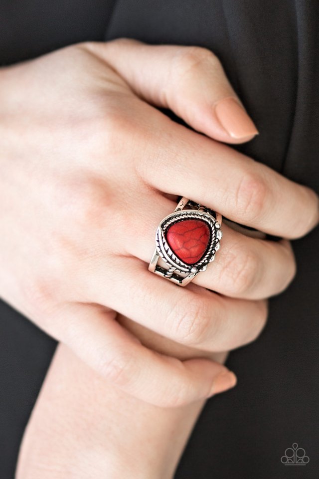 Paparazzi ♥ Cliff Climber - Red ♥ Ring