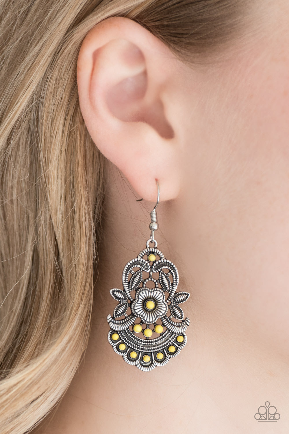 Paparazzi ♥ Blooming Bora Bora - Yellow ♥ Earrings