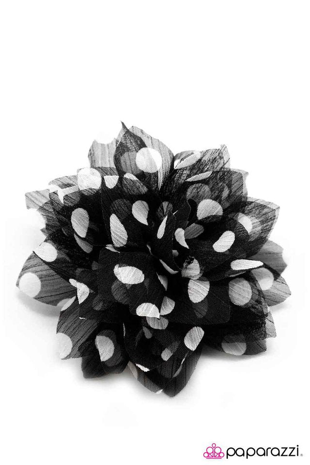Paparazzi ♥ On the Dot - Black ♥ Hair Clip