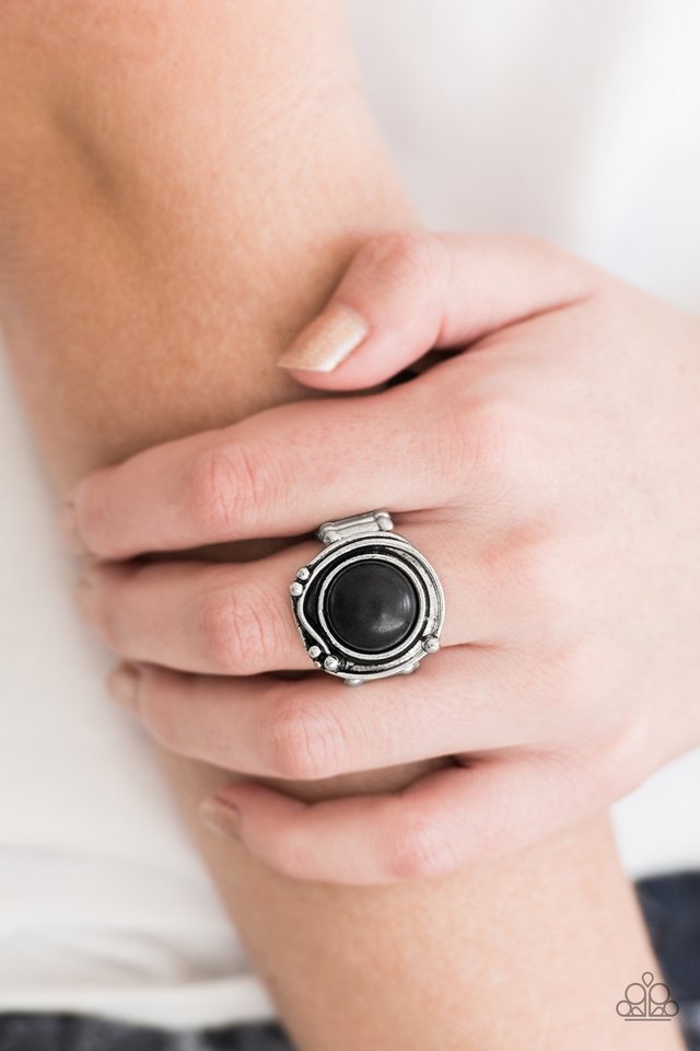 Paparazzi ♥ River Roamer - Black ♥ Ring