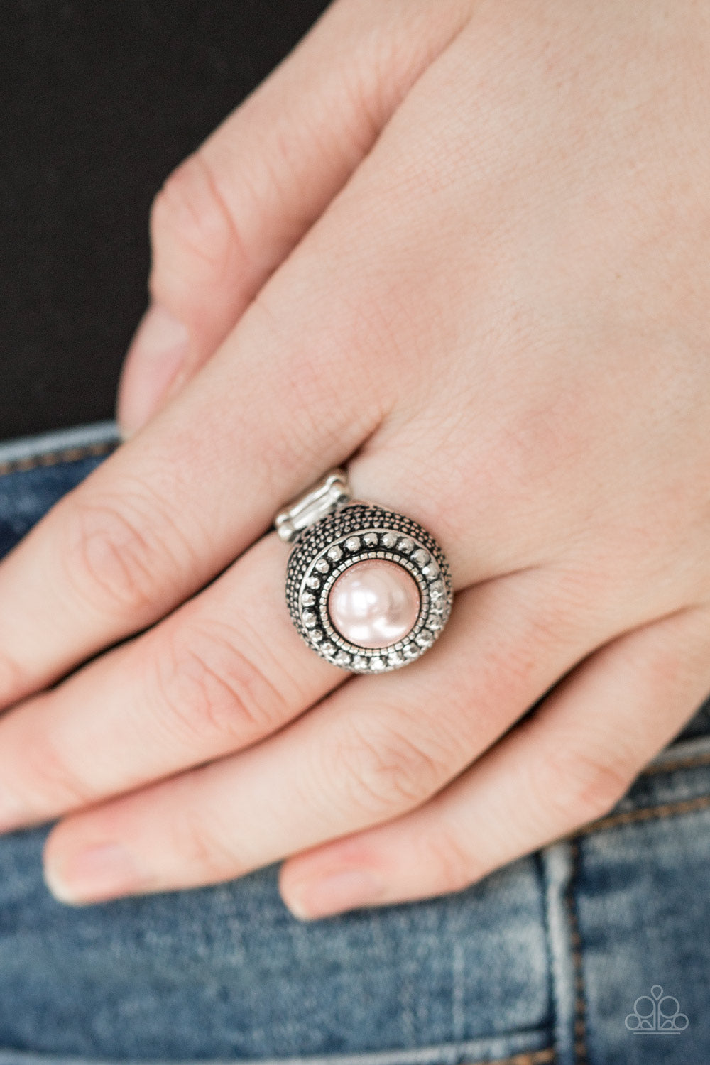 Paparazzi ♥ Bronx Beauty - Pink ♥ Ring