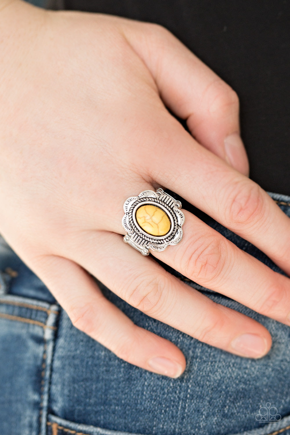 Paparazzi ♥ Summer Paradise - Yellow ♥ Ring