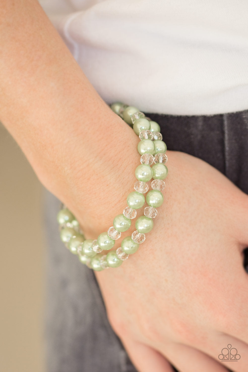 Paparazzi ♥ Modestly Modest - Green ♥ Bracelet