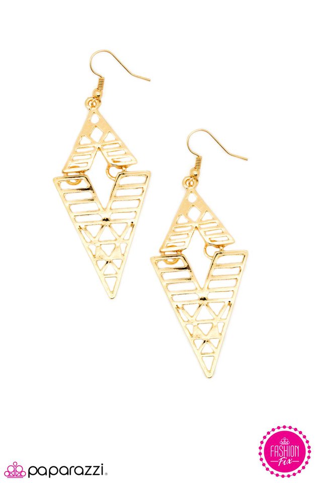 Paparazzi ♥ Walk Like An Egyptian - Gold ♥ Earrings