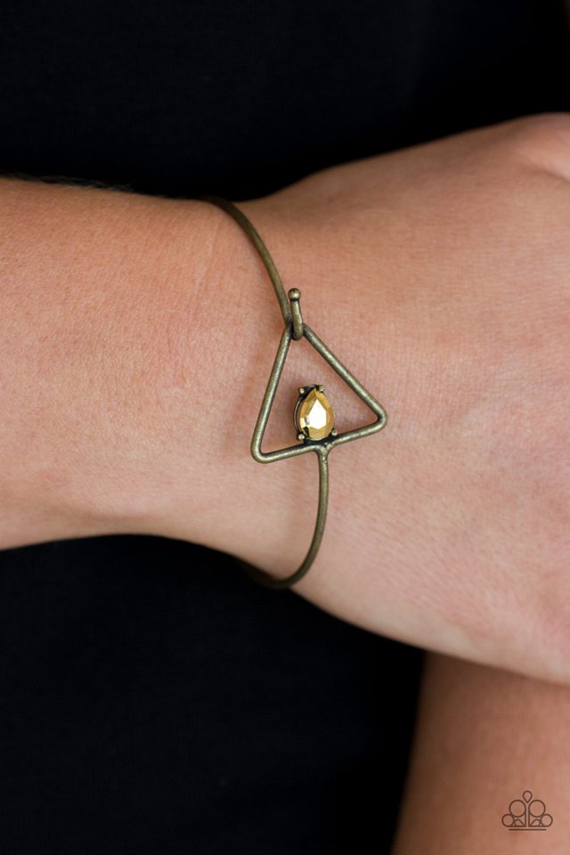 Paparazzi ♥ Gorgeously Giza - Brass ♥ Bracelet