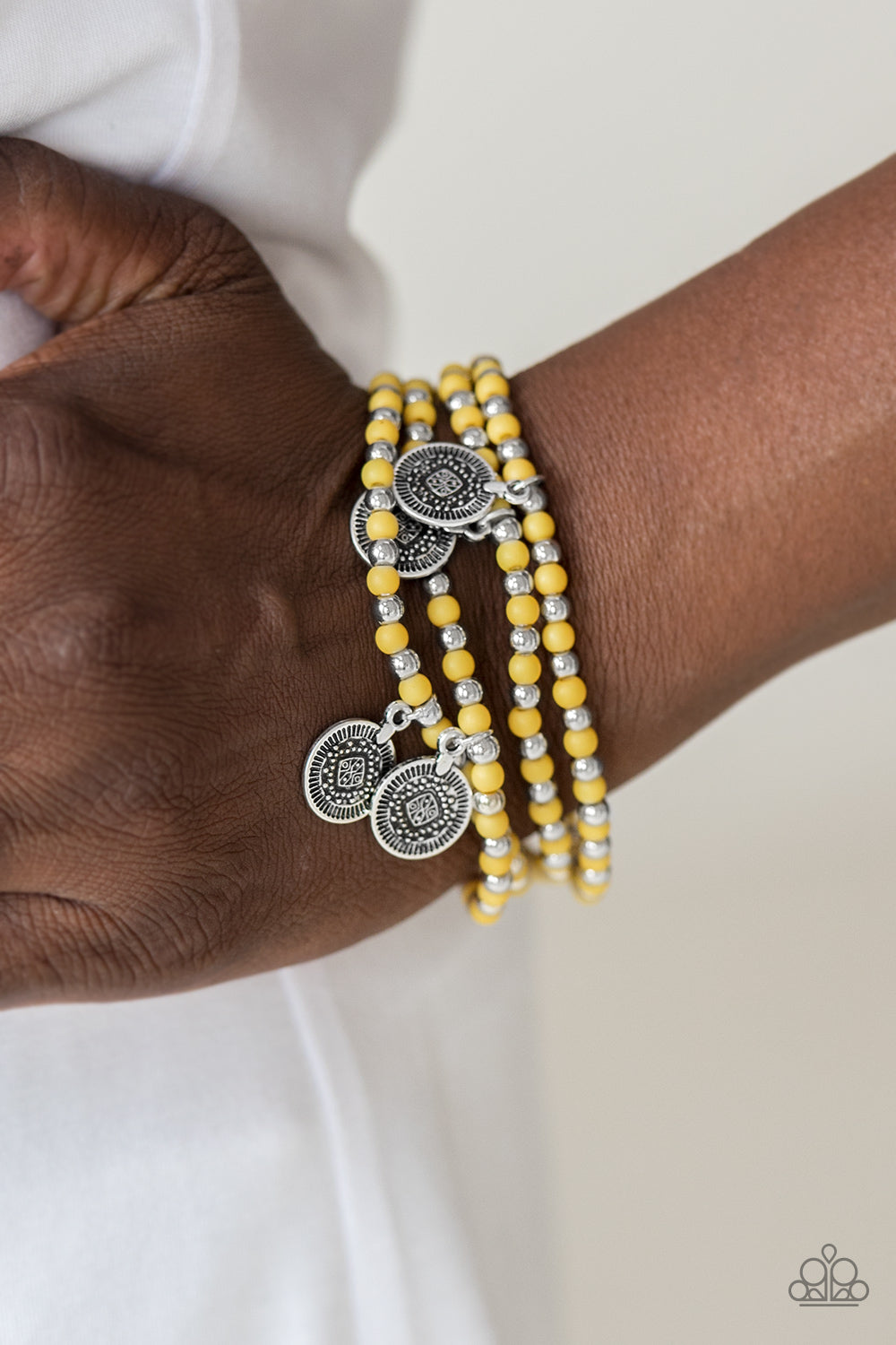 Paparazzi ♥ Gypsy Globetrotter - Yellow ♥ Bracelet