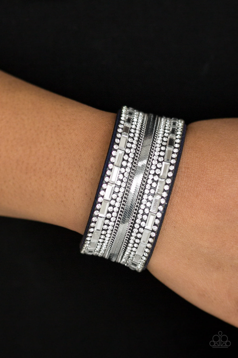 Paparazzi ♥ Teasingly Tomboy - Blue ♥ Bracelet