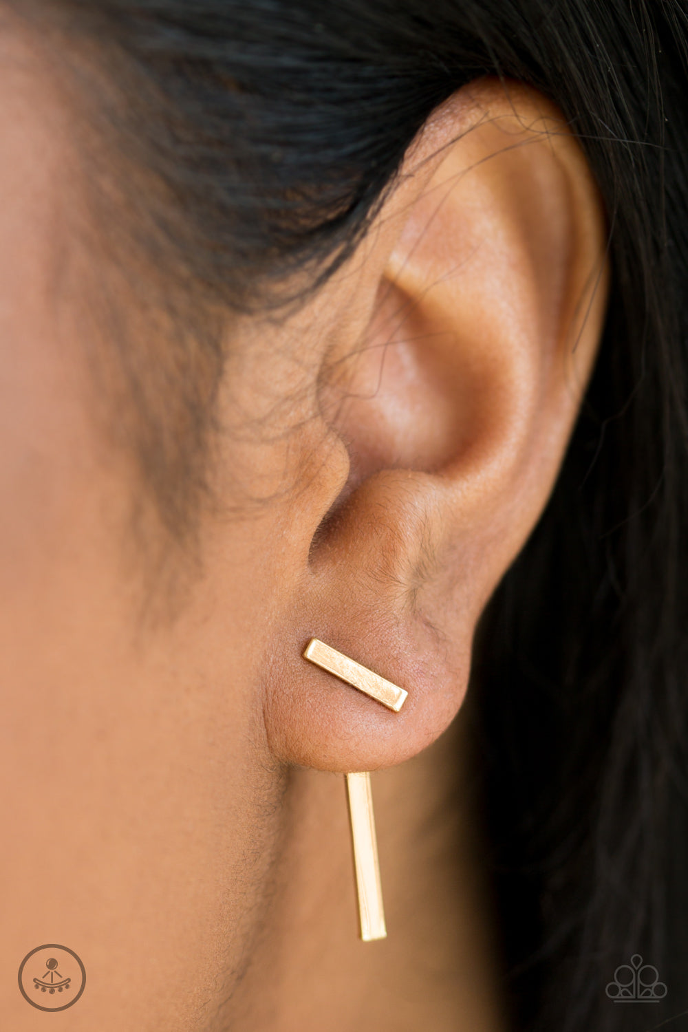 Paparazzi ♥ Minimally Maverick - Gold ♥ Post Earrings