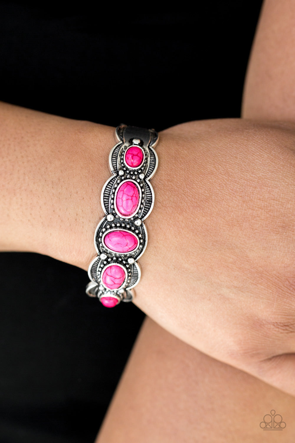Paparazzi ♥ Desert Farer - Pink ♥ Bracelet