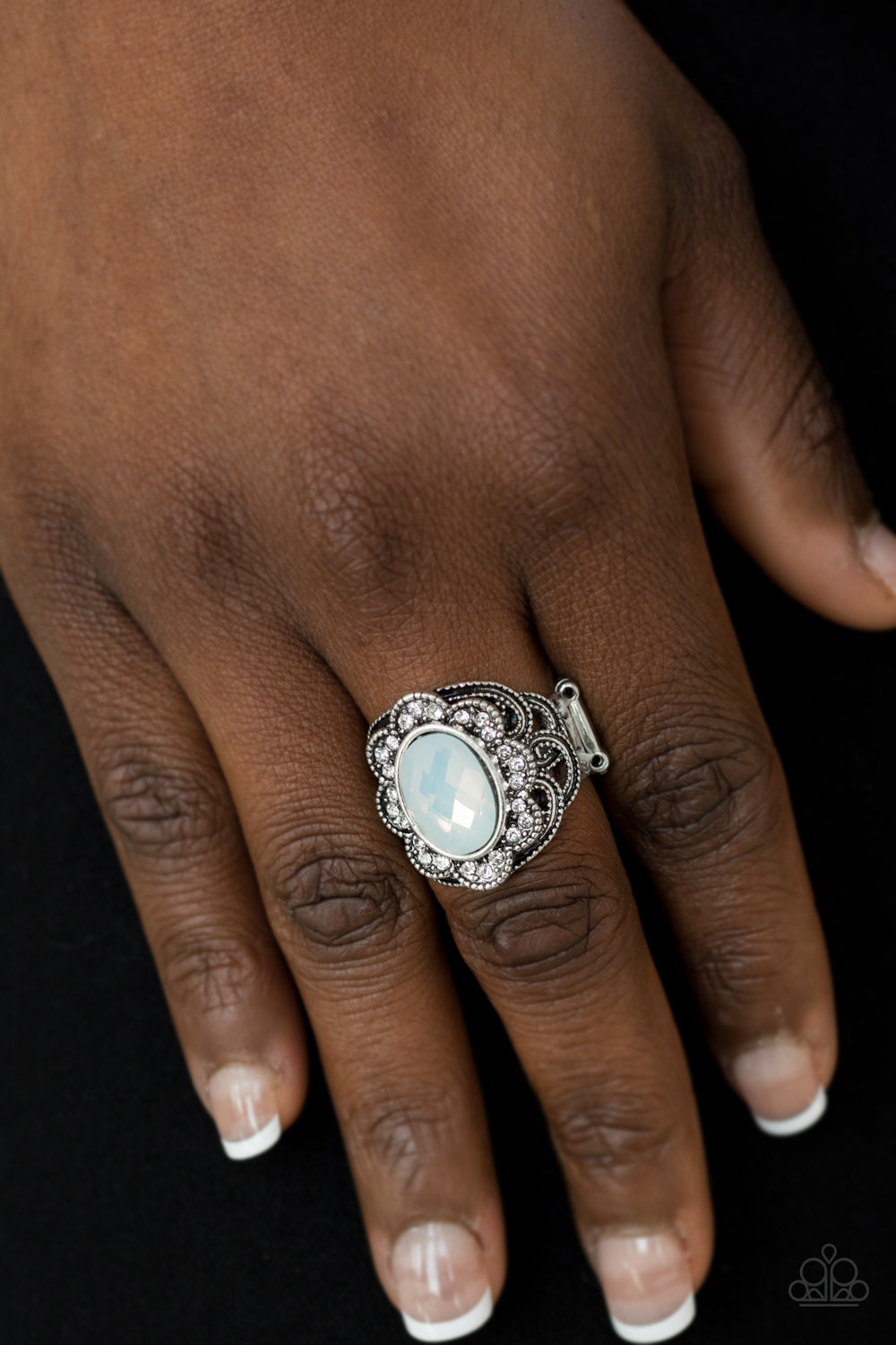 Paparazzi ♥ Floral Fairways - White ♥ Ring