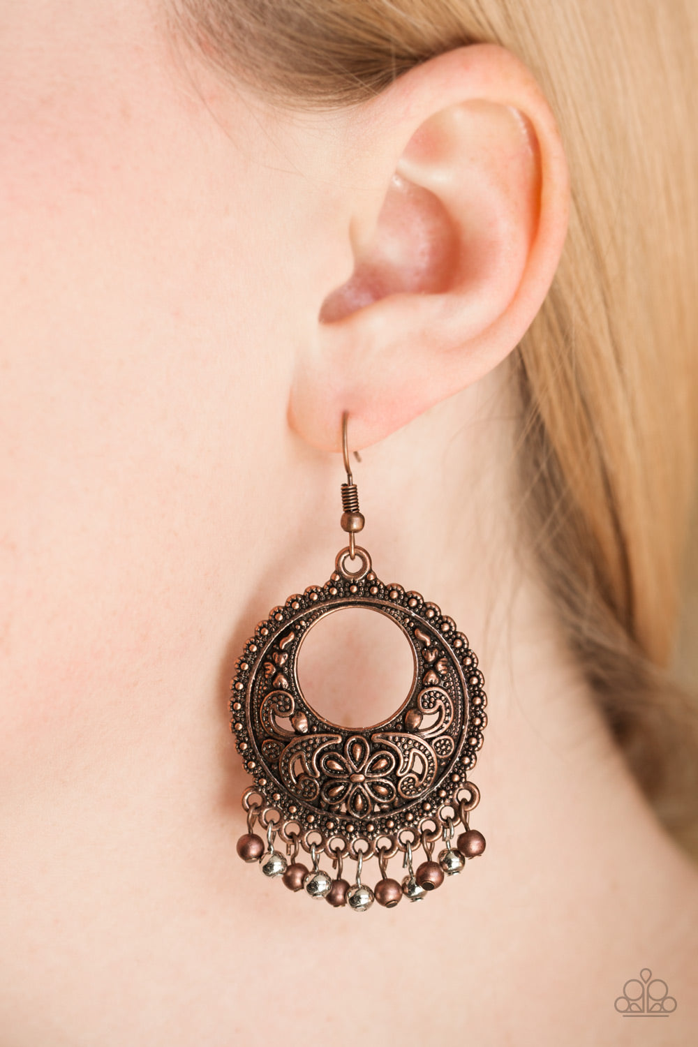 Paparazzi ♥ Thrifty Traveler - Copper ♥ Earrings