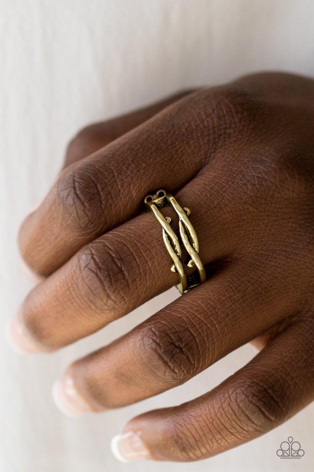 Paparazzi ♥ Very Vogue - Brass ♥ Ring