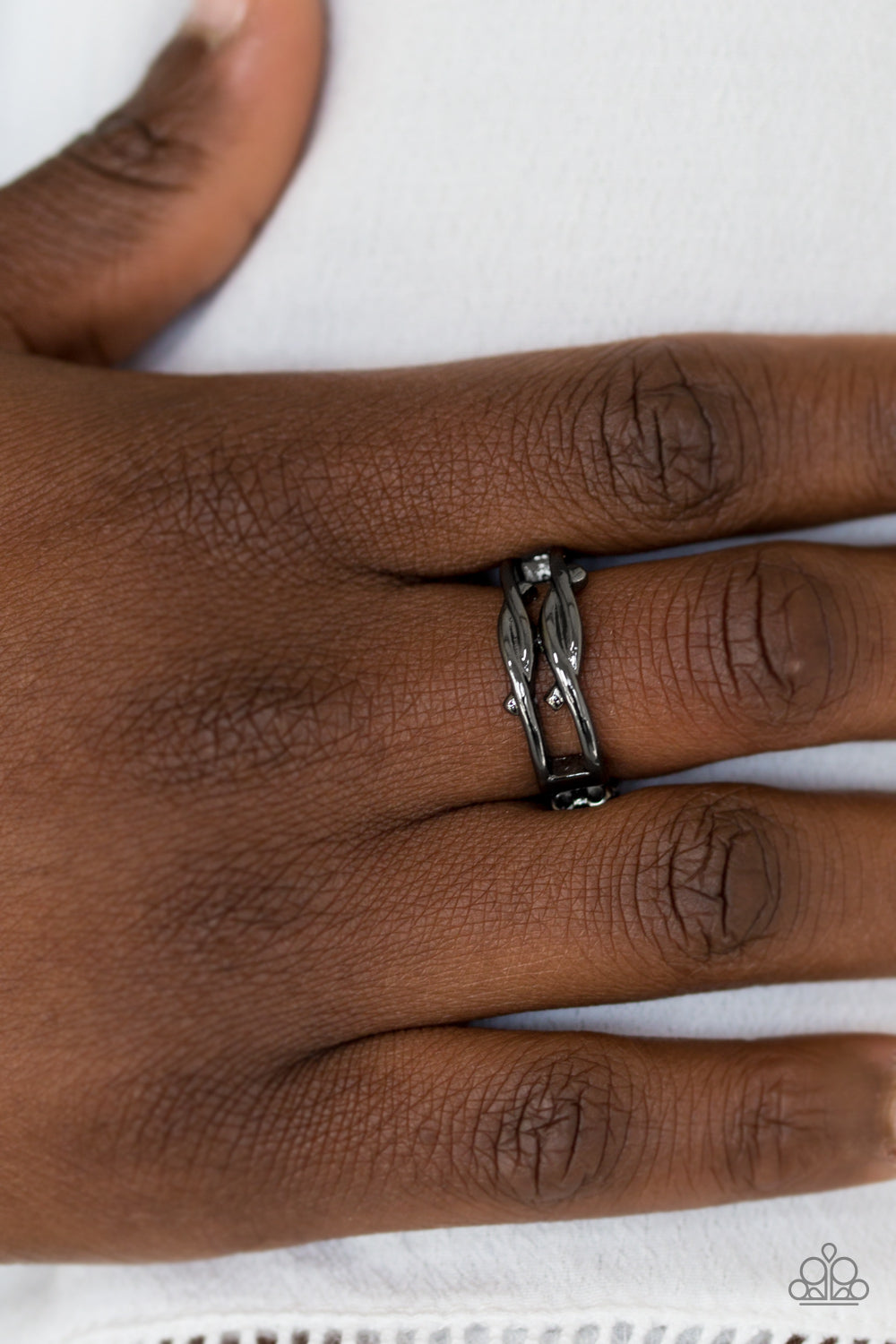 Paparazzi ♥ Very Vogue - Black ♥ Ring