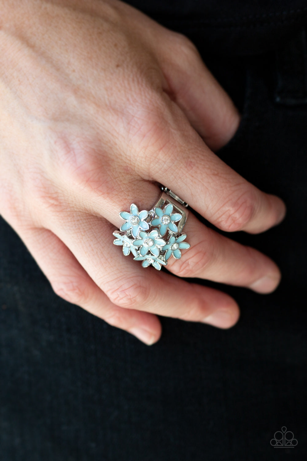 Paparazzi ♥ Blooming Bouquets - Blue ♥ Ring