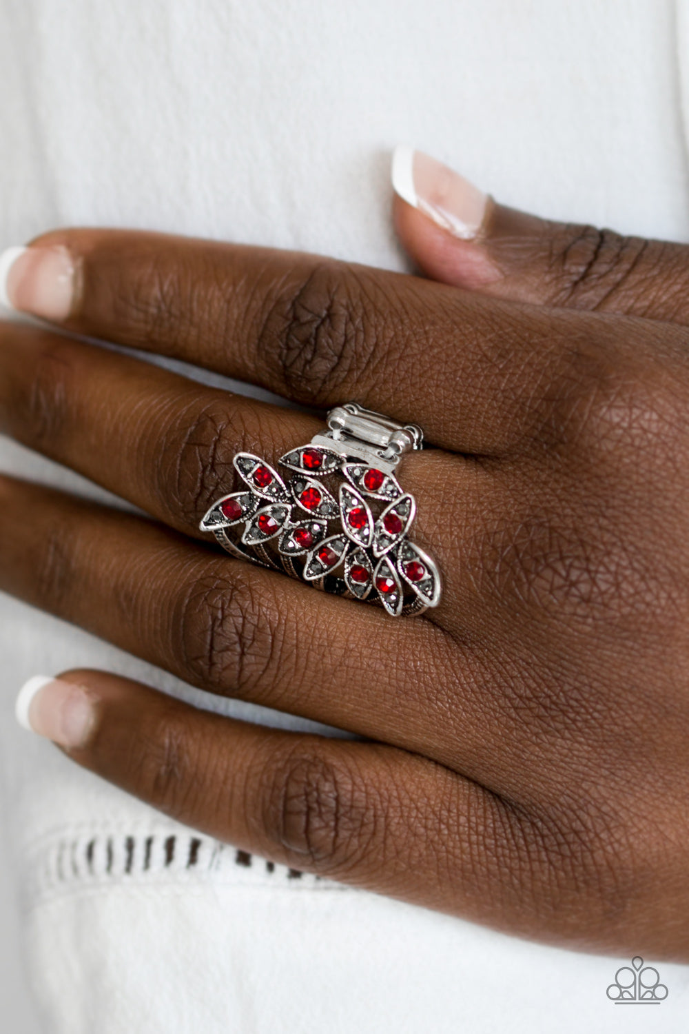 Paparazzi ♥ Perennial Paradise - Red ♥ Ring