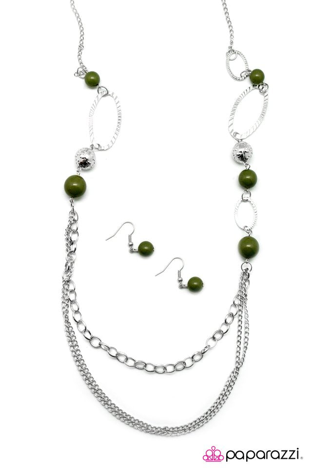 Paparazzi ♥ Harmonious Harvest - Green ♥ Necklace