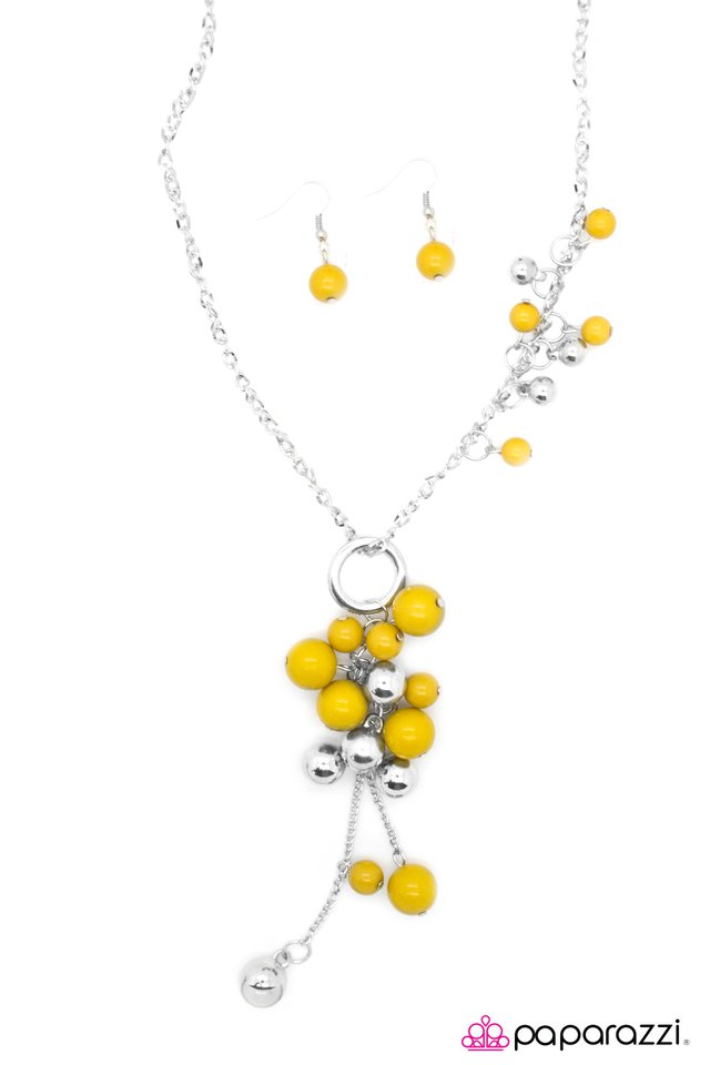 Paparazzi ♥ Life Of The Party - Yellow ♥ Necklace