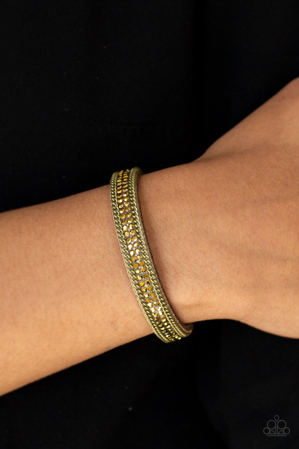 Paparazzi ♥ Babe Bling - Brass ♥ Bracelet