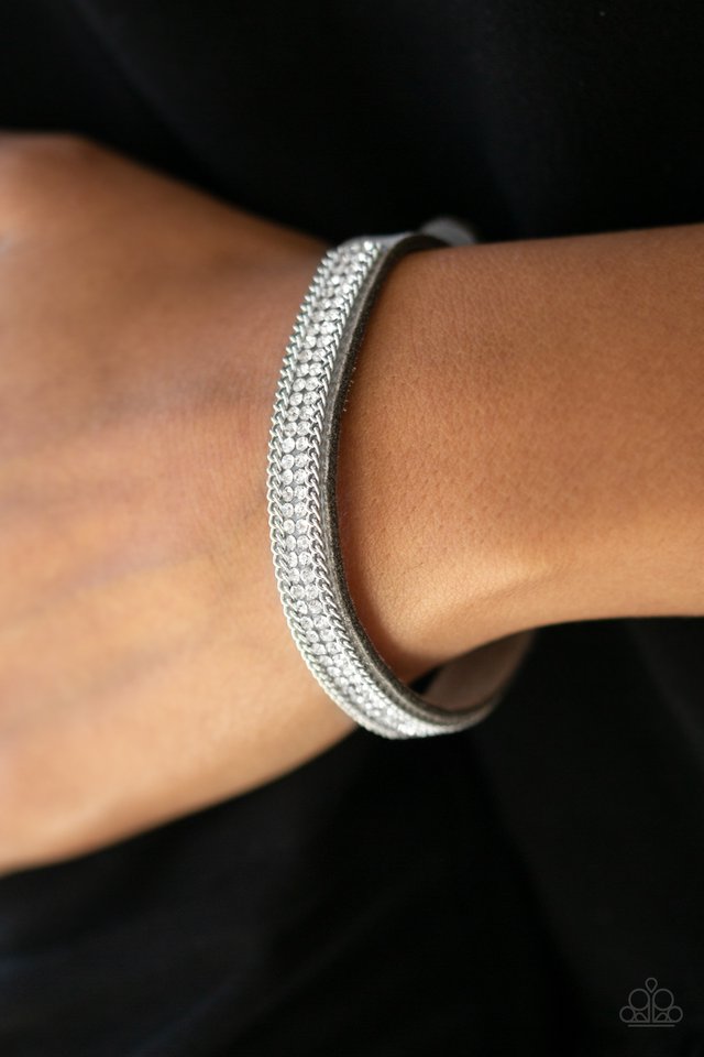 Paparazzi ♥ Babe Bling - Silver ♥ Bracelet