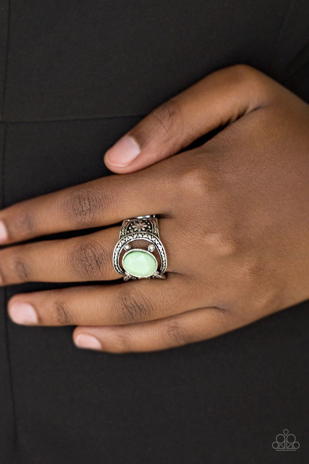 Paparazzi ♥ Vacation Vibes - Green ♥ Ring