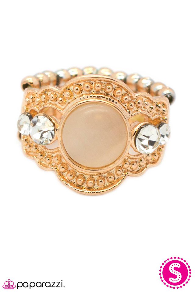 Paparazzi ♥ A Dustland Fairytale - Gold ♥ Ring