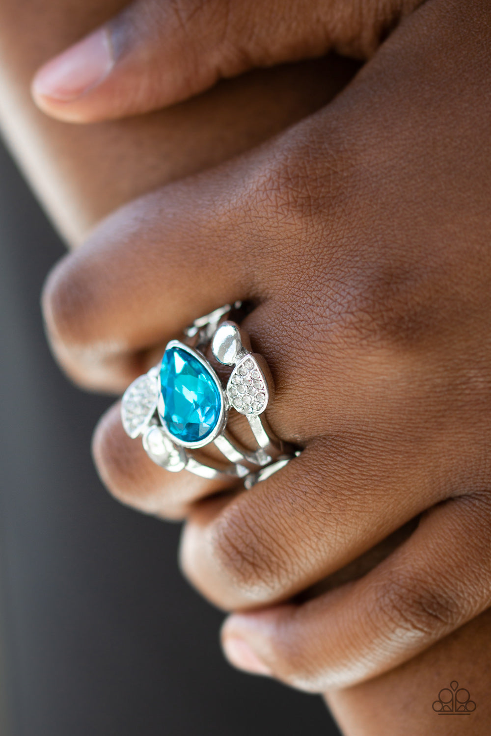 Paparazzi ♥ Regal Reign - Blue ♥ Ring