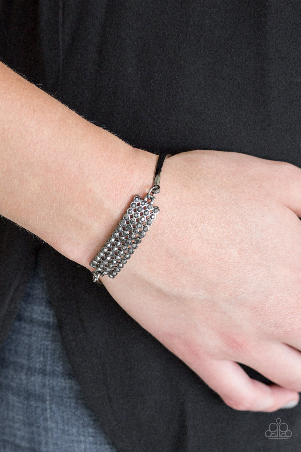 Paparazzi ♥ Top-Class Class - Black ♥ Bracelet