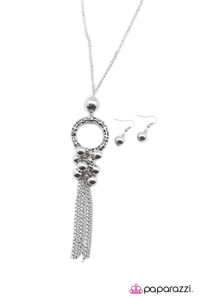 Paparazzi ♥ I Aim To Please - Silver ♥ Necklace