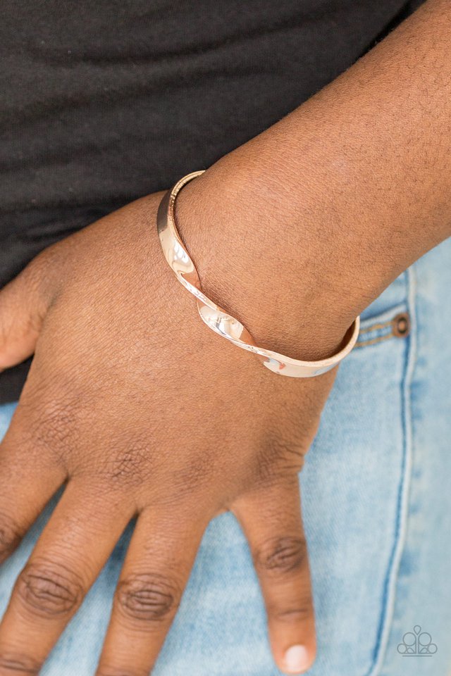 Paparazzi ♥ Traditional Twist - Rose Gold ♥ Bracelet
