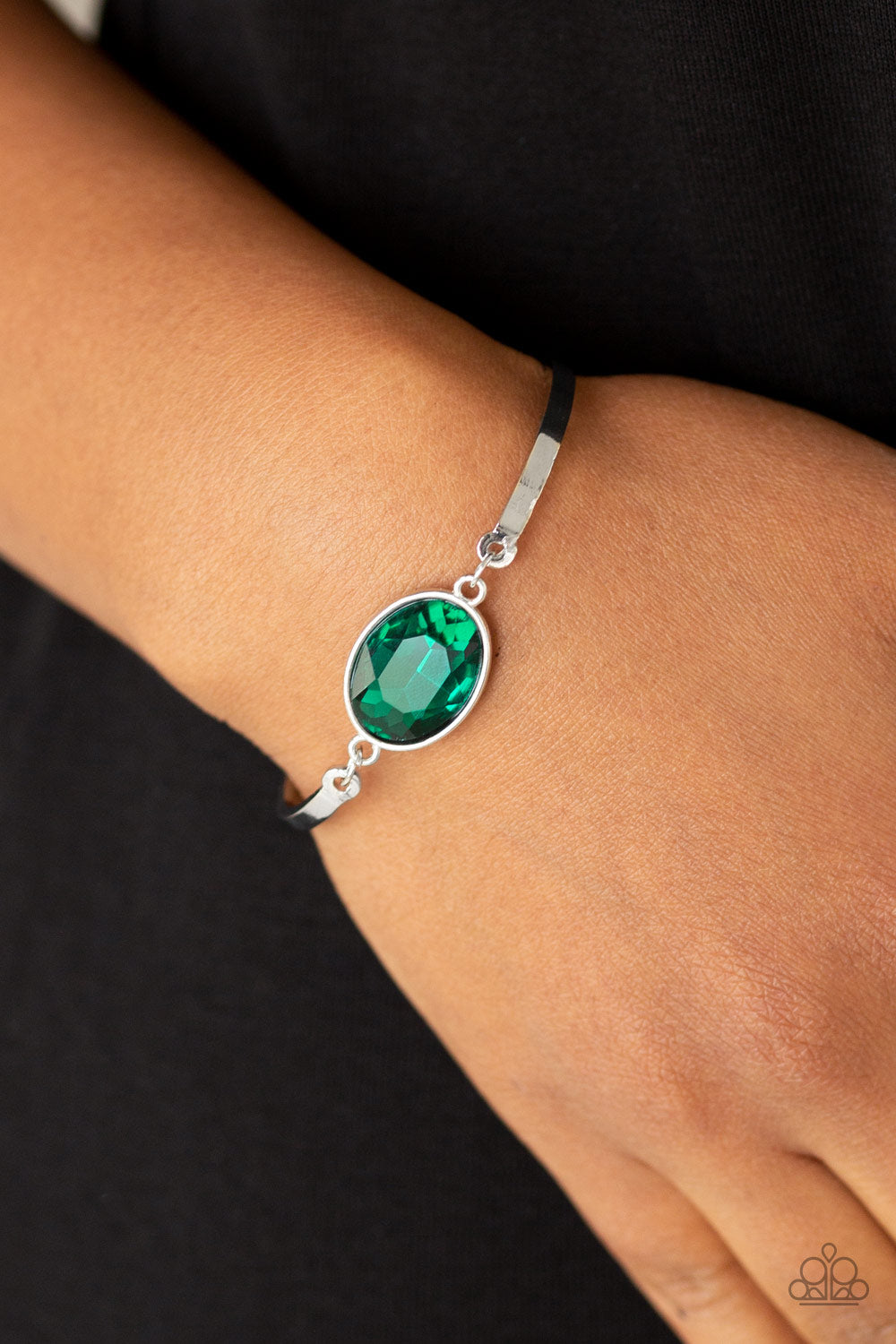 Paparazzi ♥ Definitely Dashing - Green ♥ Bracelet