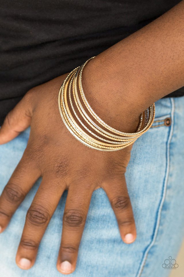 Paparazzi ♥ Bangle Babe - Multi ♥ Bracelet