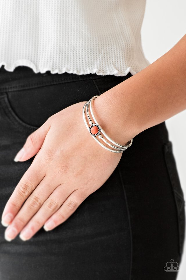 Paparazzi ♥ Borderline Borderland - Orange ♥ Bracelet