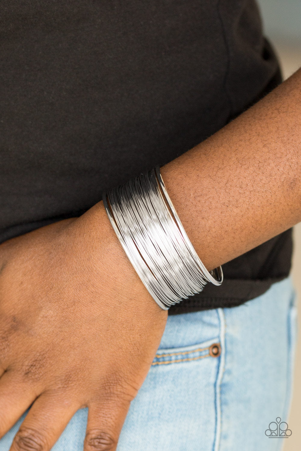 Paparazzi ♥ Wire Warrior - Silver ♥ Bracelet