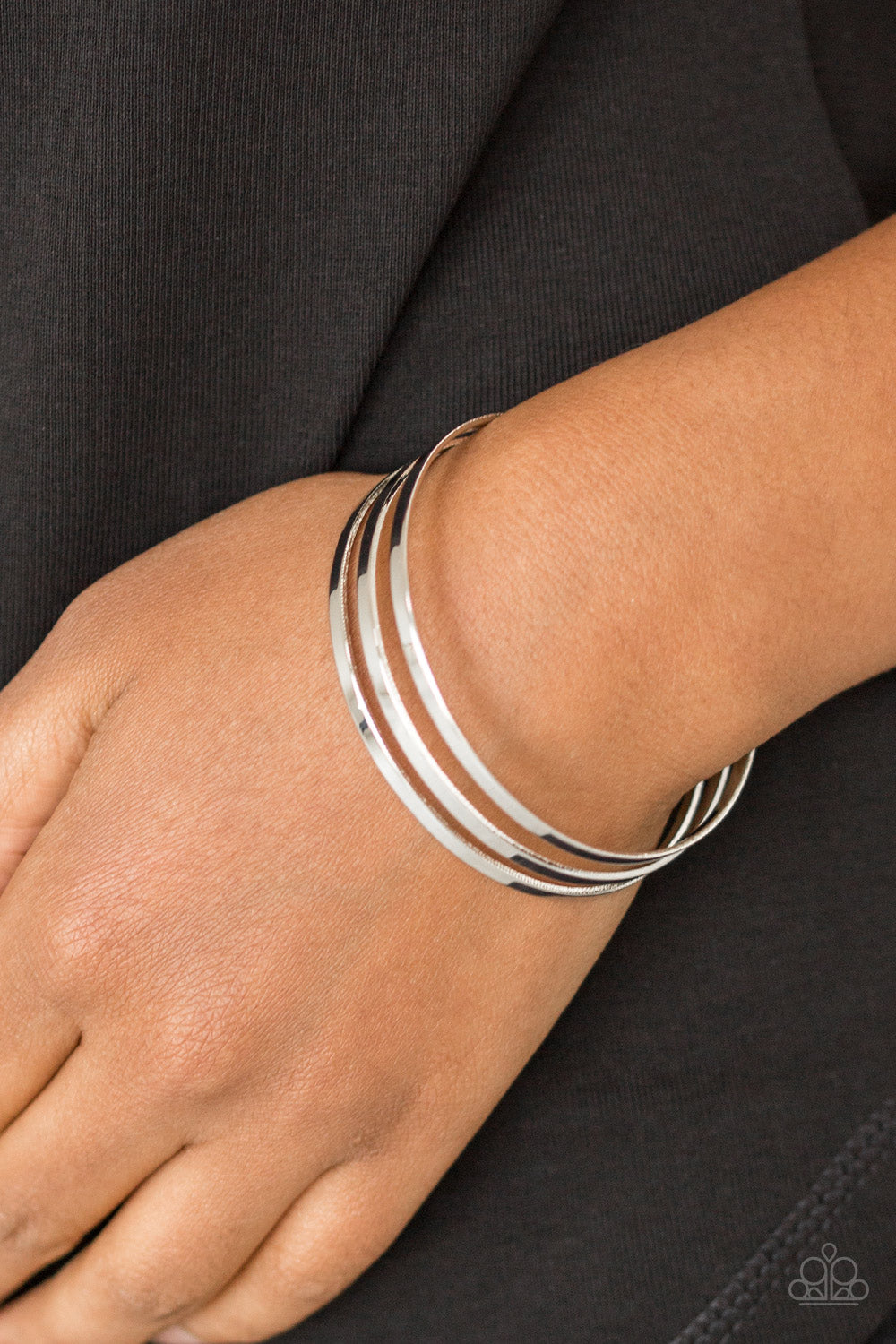 Paparazzi ♥ Street Sleek - Silver ♥ Bracelet