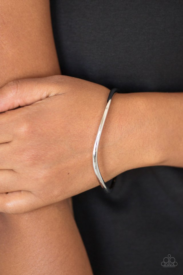 Paparazzi ♥ Awesomely Asymmetrical - Silver ♥ Bracelet