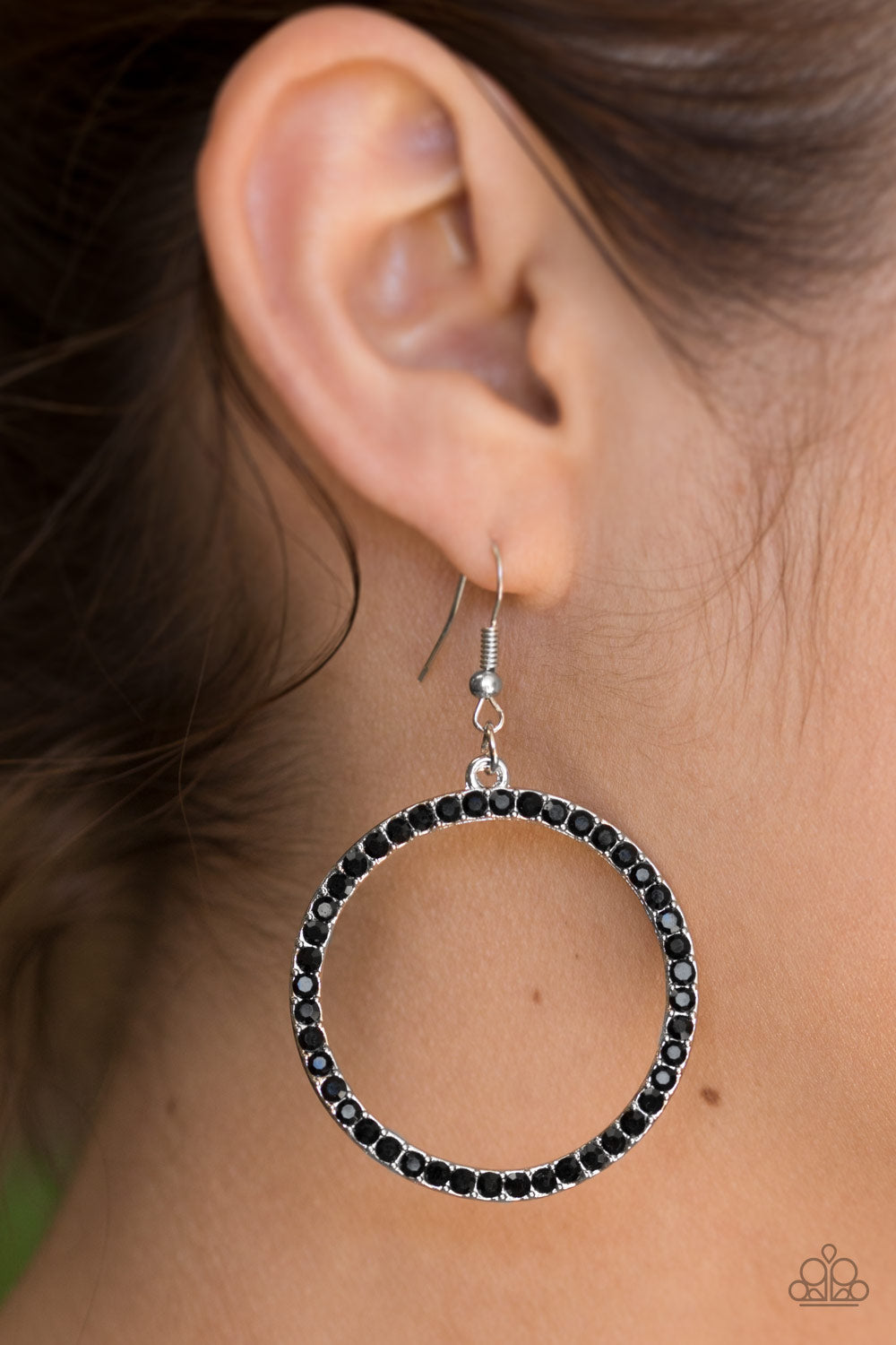 Paparazzi ♥ Stoppin Traffic - Black ♥ Earrings
