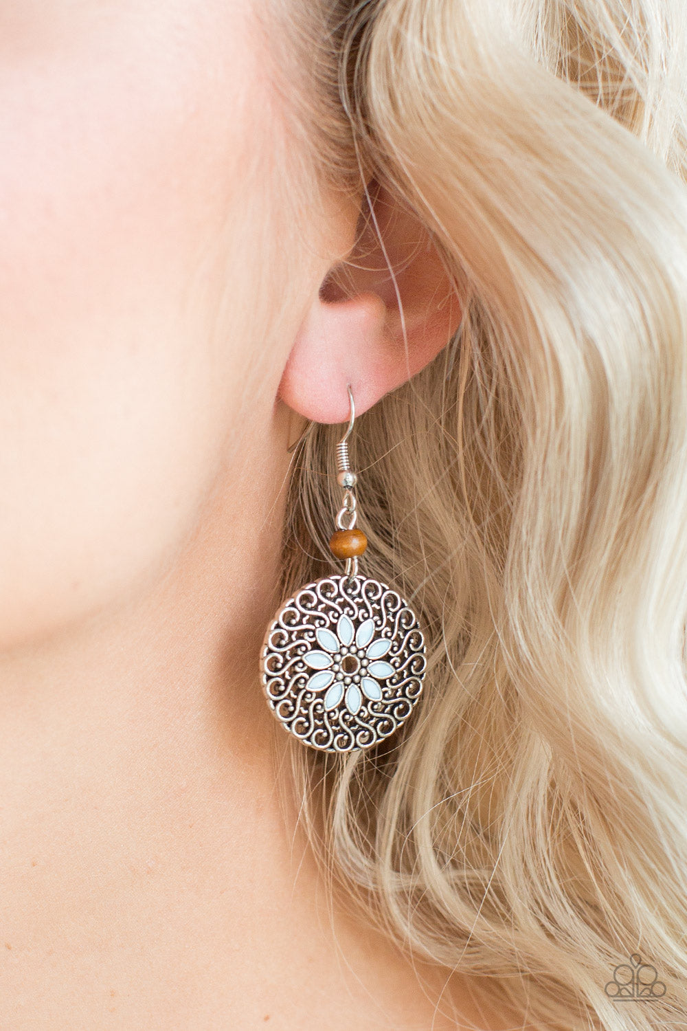 Paparazzi ♥ Honolulu Harmony - Blue ♥ Earrings