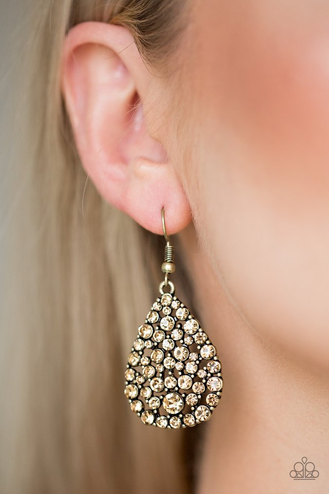 Paparazzi ♥ Sparkle Brighter - Brass ♥ Earrings