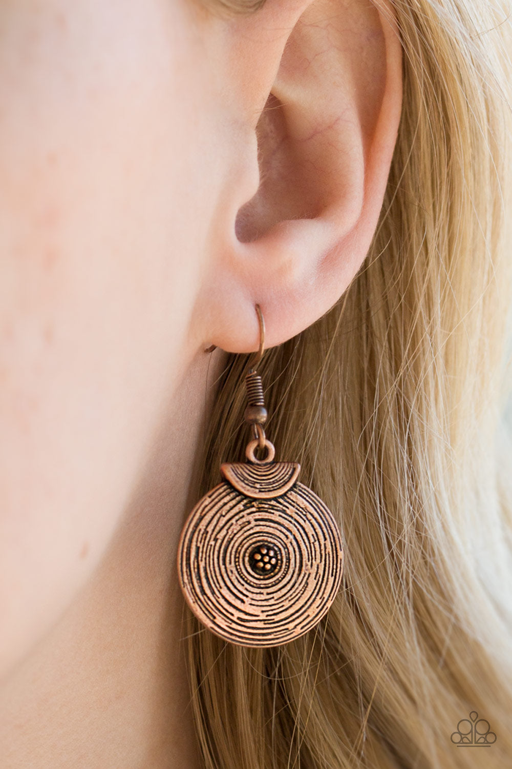 Paparazzi ♥ Lily Of The Nile - Copper ♥ Earrings