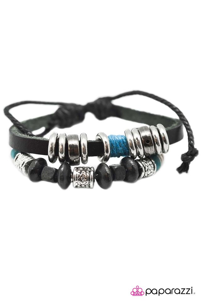 Paparazzi ♥ Black and Blue - Blue ♥ Bracelet