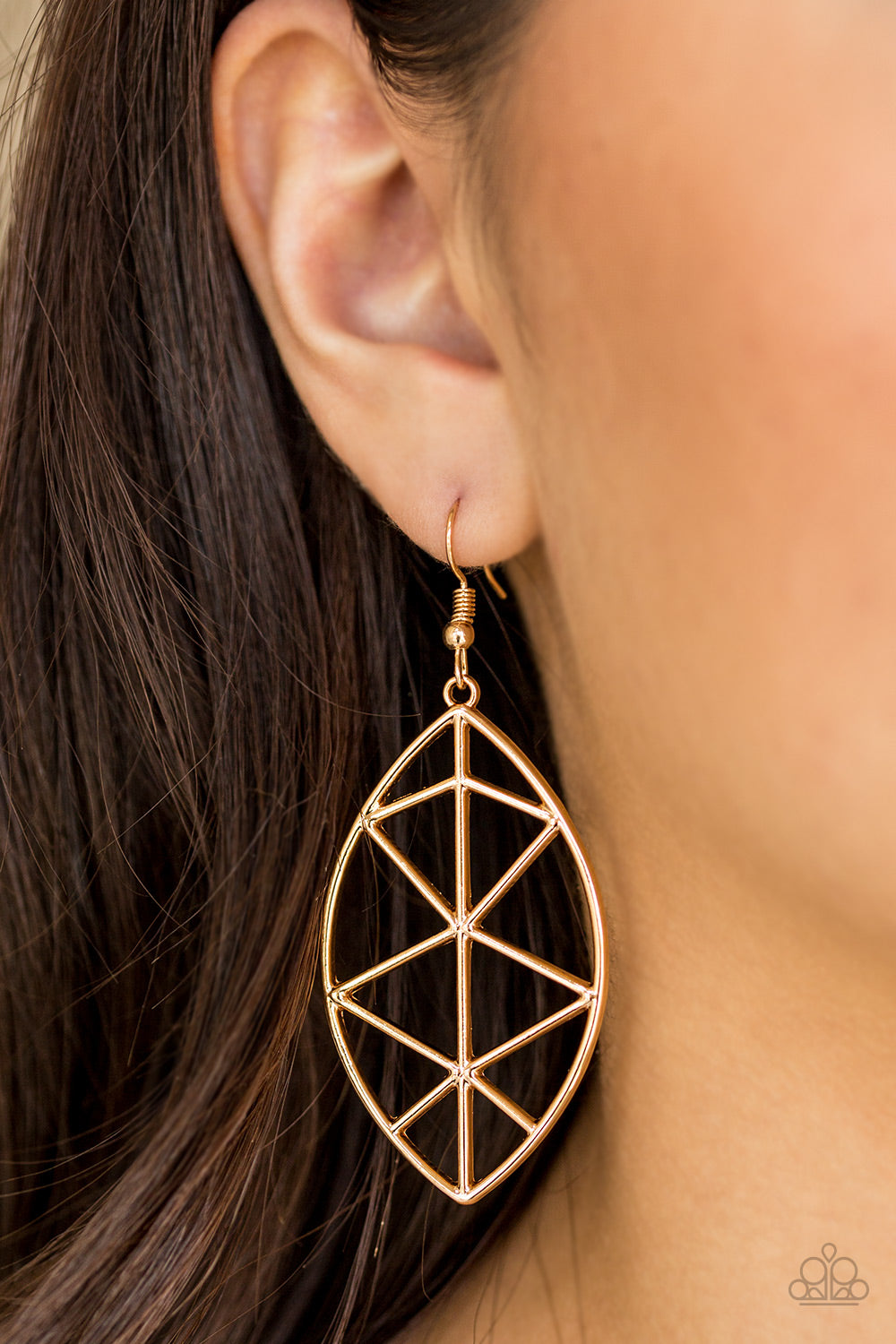 Paparazzi ♥ Unbreakable - Gold ♥ Earrings