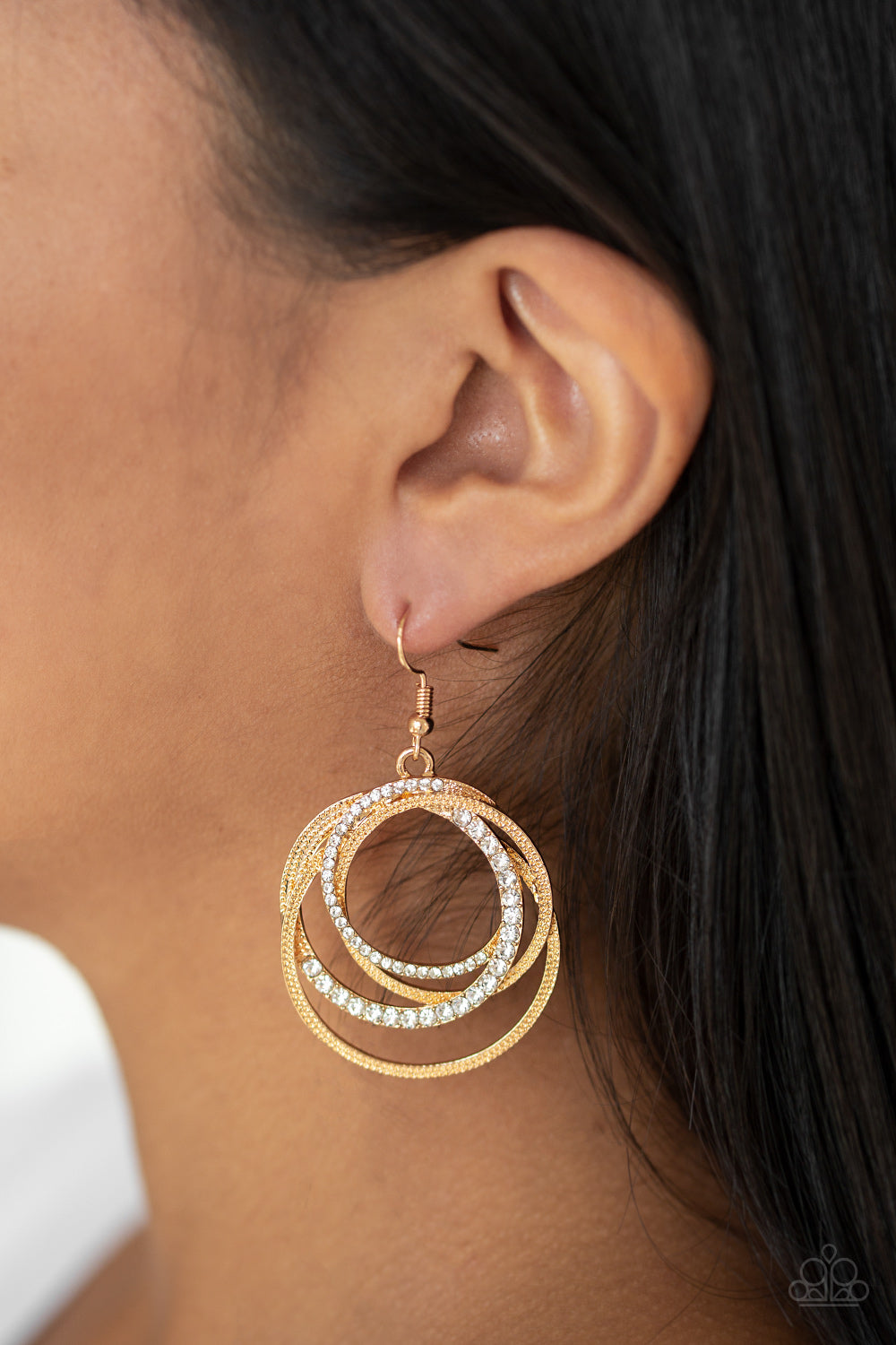 Paparazzi ♥ Elegantly Entangled - Gold ♥ Earrings