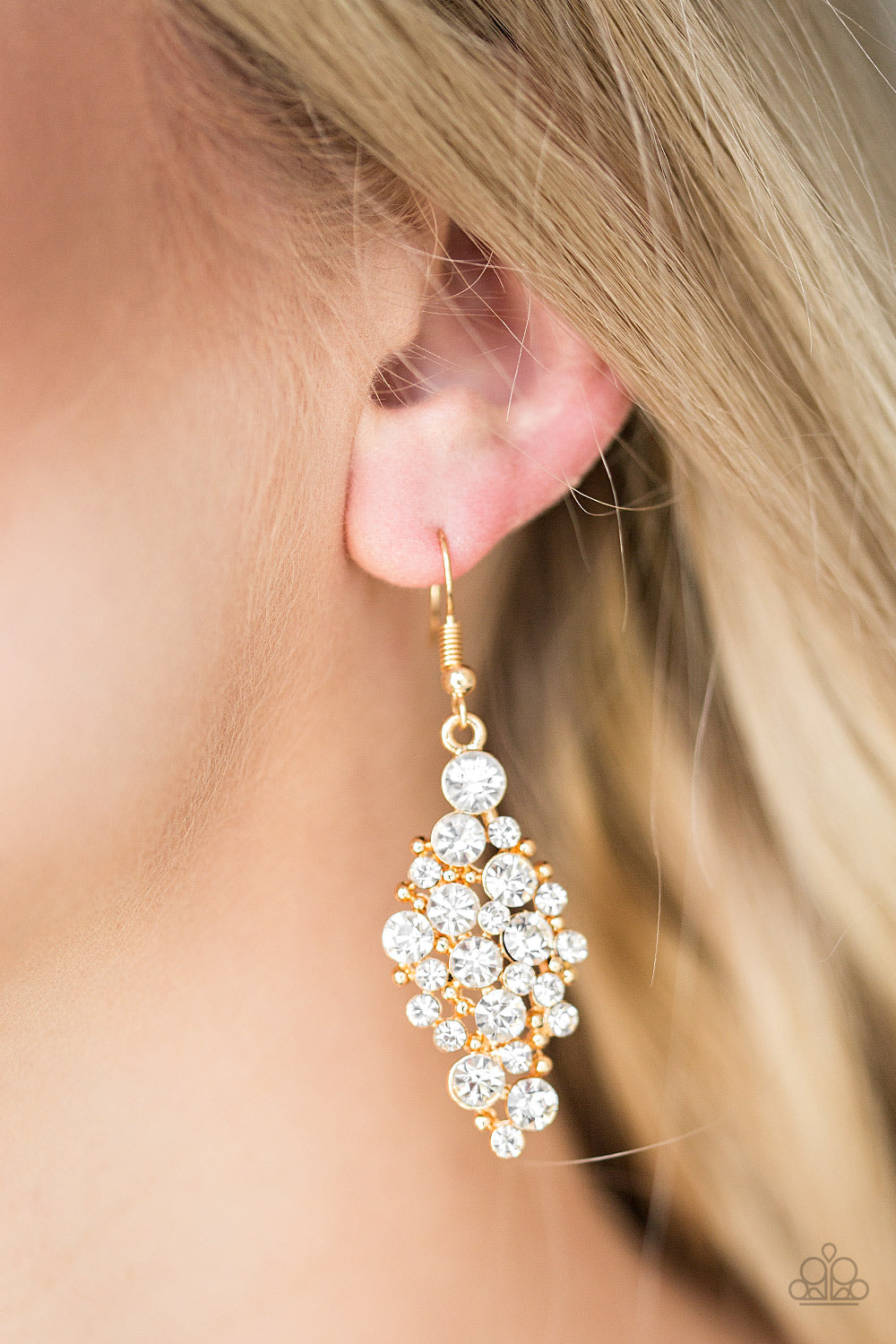 Paparazzi ♥ Cosmically Chic - Gold ♥ Earrings