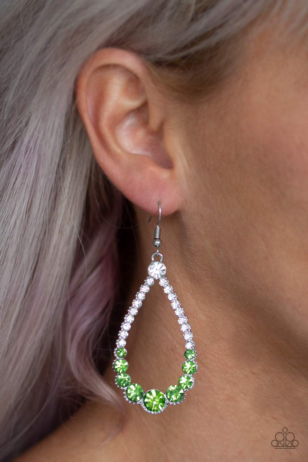 Paparazzi ♥ Token Twinkle - Green ♥ Earrings
