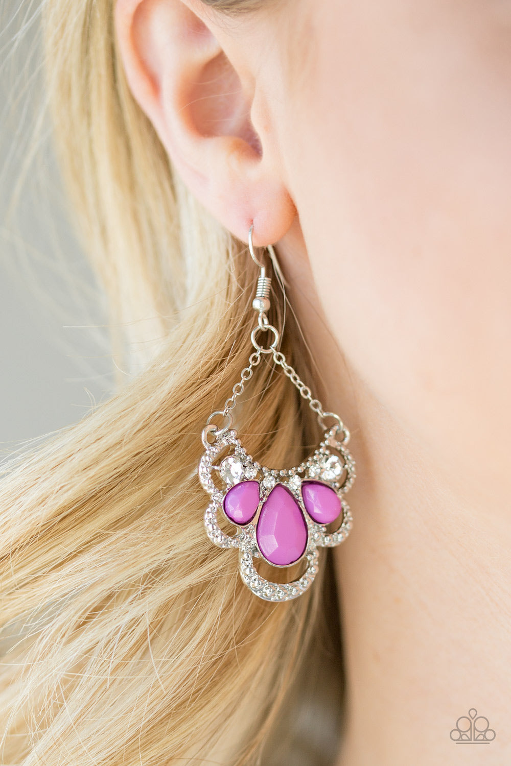 Paparazzi ♥ Caribbean Royalty - Purple ♥ Earrings