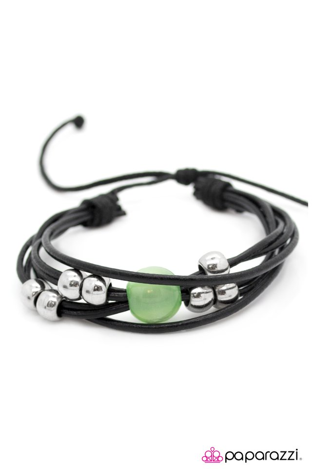 Paparazzi ♥ Letting Things Slide - Green ♥ Bracelet